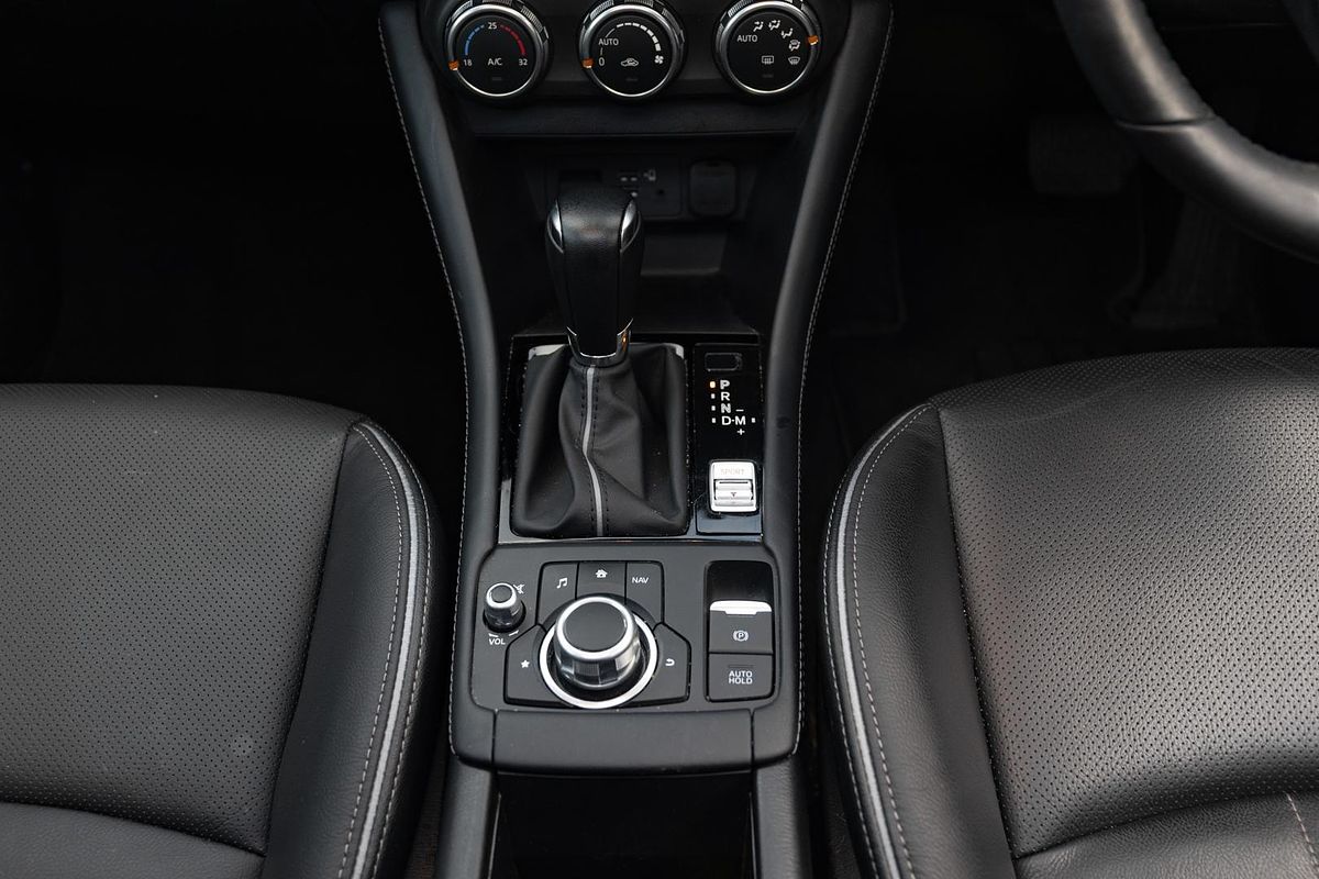 2022 Mazda CX-3 Akari DK