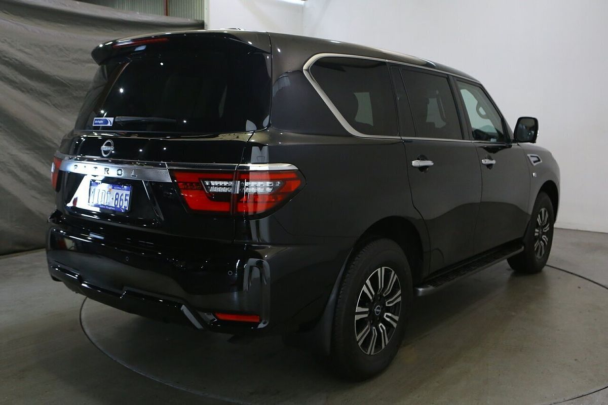 2025 Nissan Patrol Ti Y62