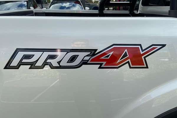 2025 Nissan Navara PRO-4X D23 4X4