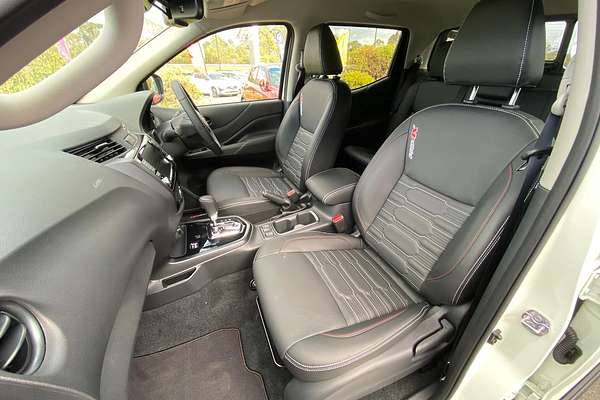 2025 Nissan Navara PRO-4X D23 4X4