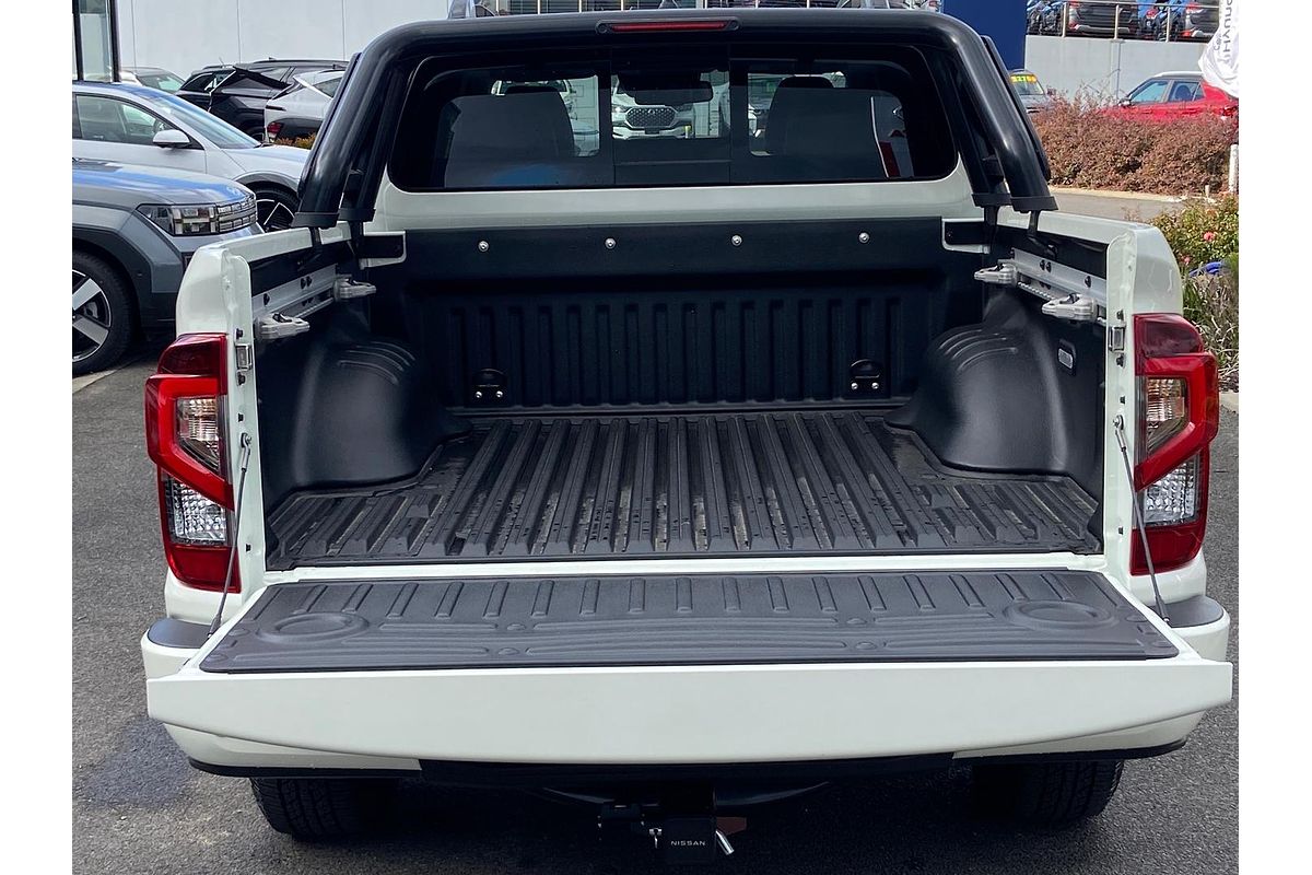 2025 Nissan Navara PRO-4X D23 4X4