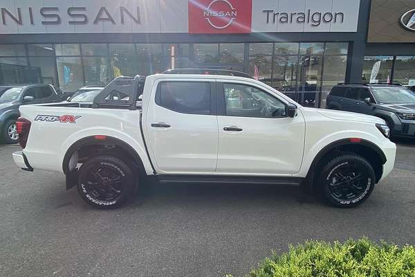2025 Nissan Navara PRO-4X D23 4X4