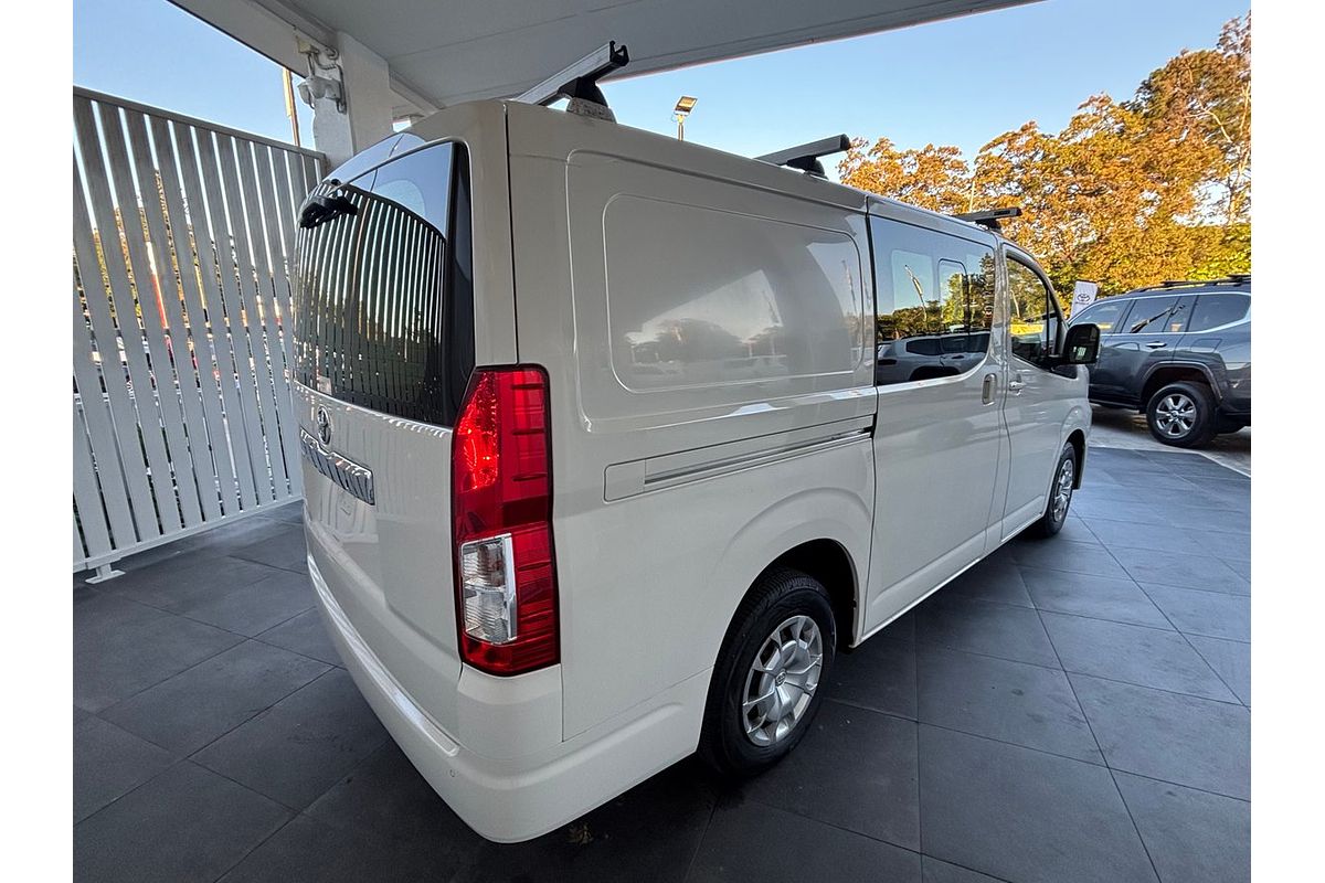 2020 Toyota Hiace