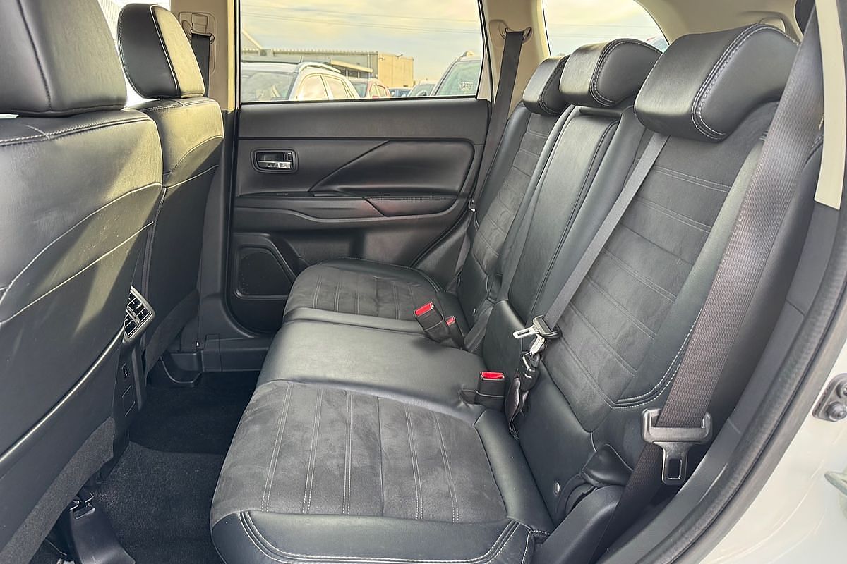 2018 Mitsubishi Outlander LS ZL
