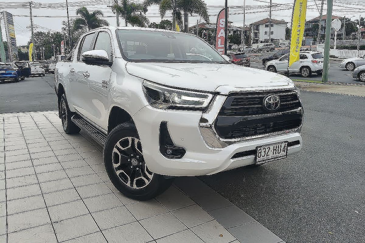 2023 Toyota Hilux SR5 GUN126R 4X4
