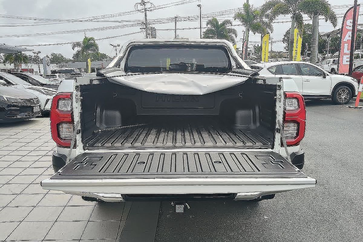 2023 Toyota Hilux SR5 GUN126R 4X4