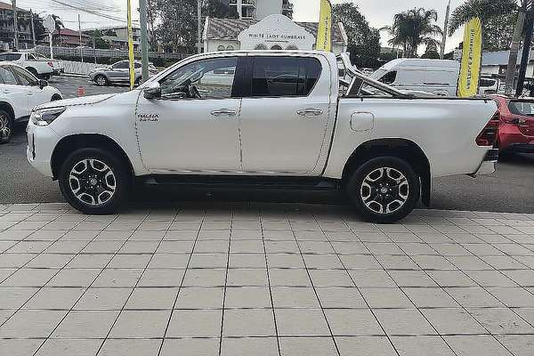 2023 Toyota Hilux SR5 GUN126R 4X4