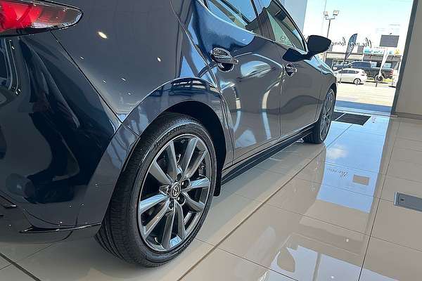 2024 Mazda 3 G20 Touring BP Series