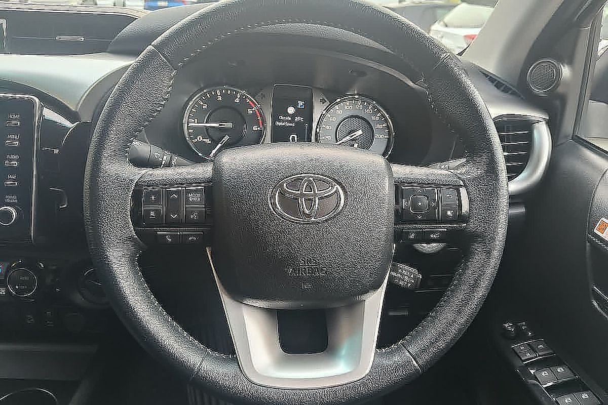 2023 Toyota Hilux SR5 GUN126R 4X4