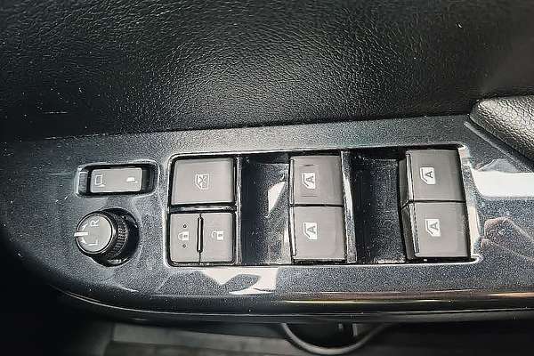 2023 Toyota Hilux SR5 GUN126R 4X4