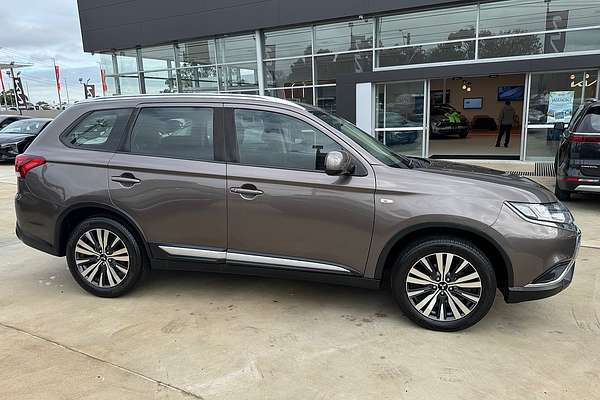 2019 Mitsubishi Outlander ES ADAS ZL