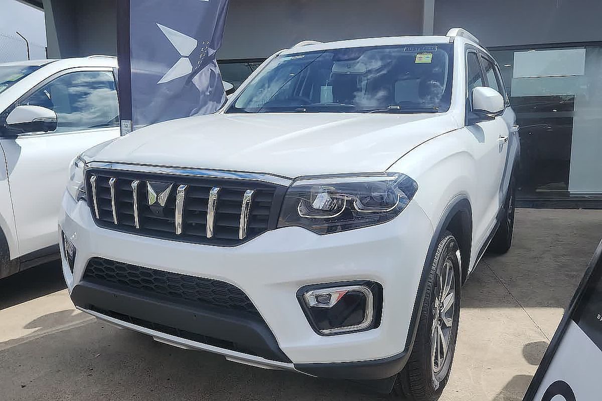 2024 Mahindra Scorpio Z8L