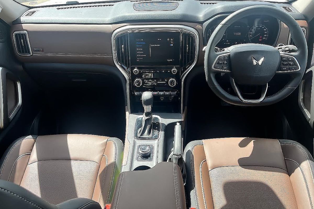 2024 Mahindra Scorpio Z8L
