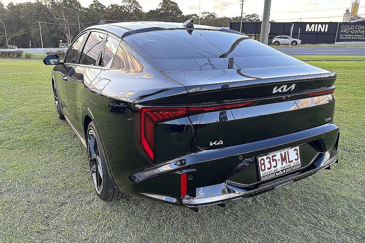 2025 Kia K4 GT-Line CL4m