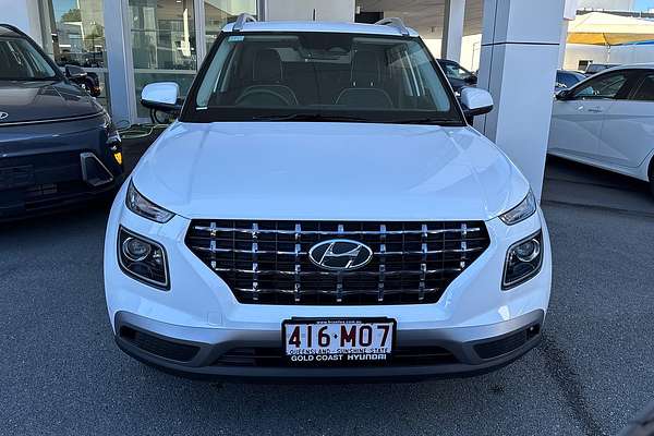 2024 Hyundai Venue Elite QX.V5