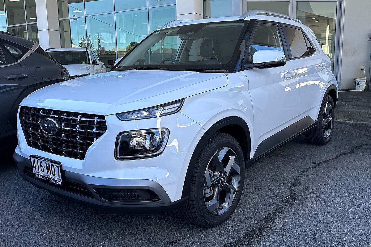 2024 Hyundai Venue Elite QX.V5
