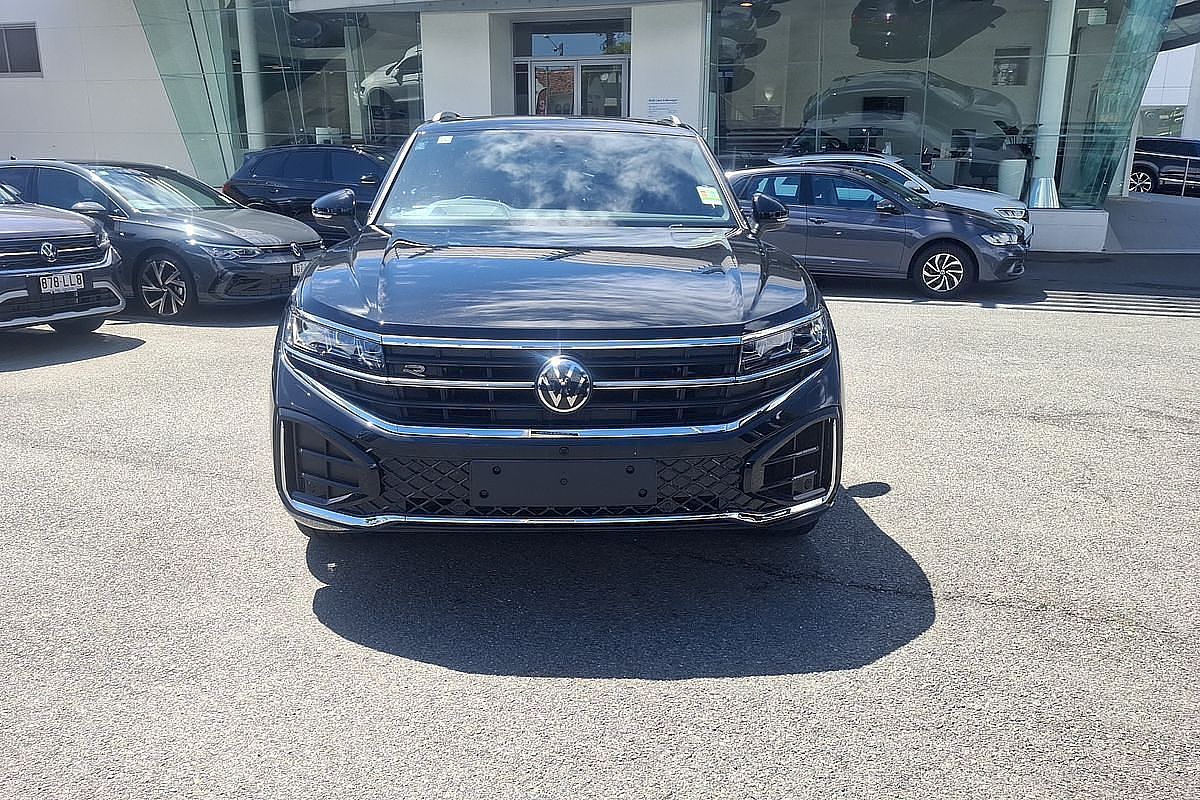 2024 Volkswagen Touareg 210TDI R-Line RC