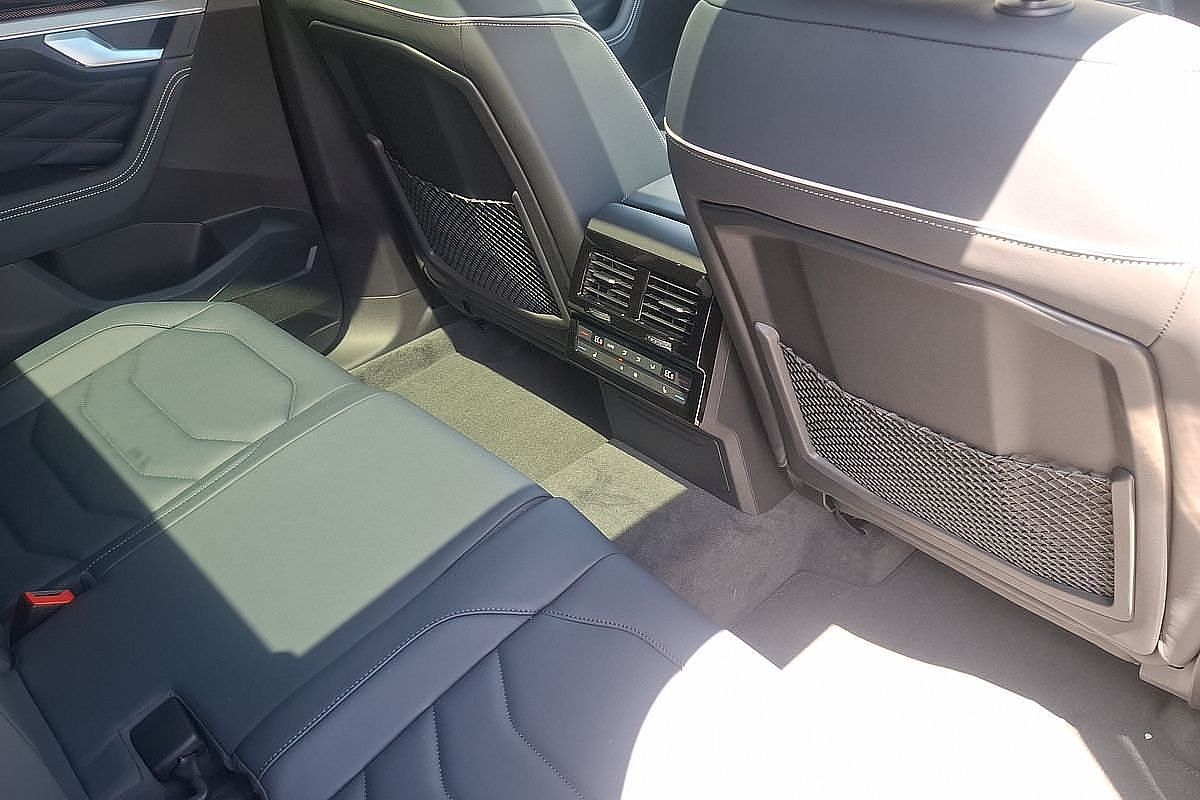 2024 Volkswagen Touareg 210TDI R-Line RC