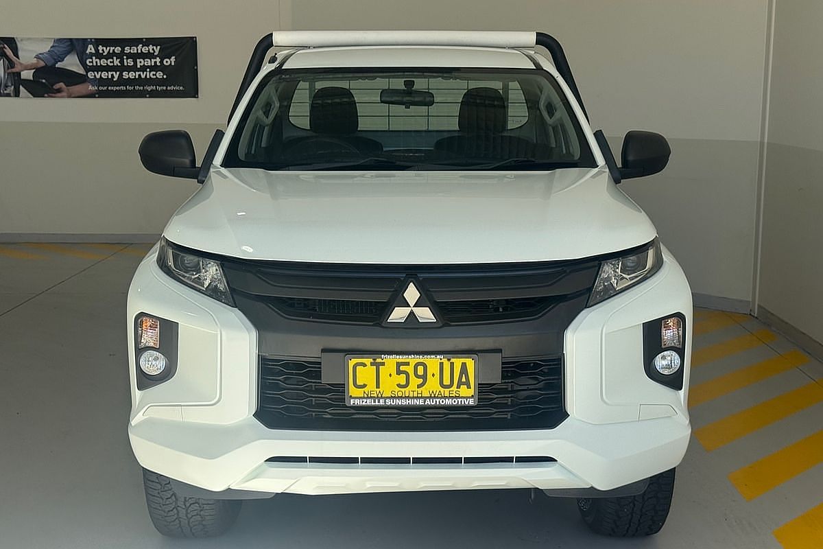 2018 Mitsubishi Triton GLX MR 4X4