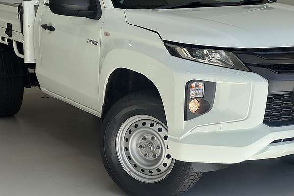 2018 Mitsubishi Triton GLX MR 4X4