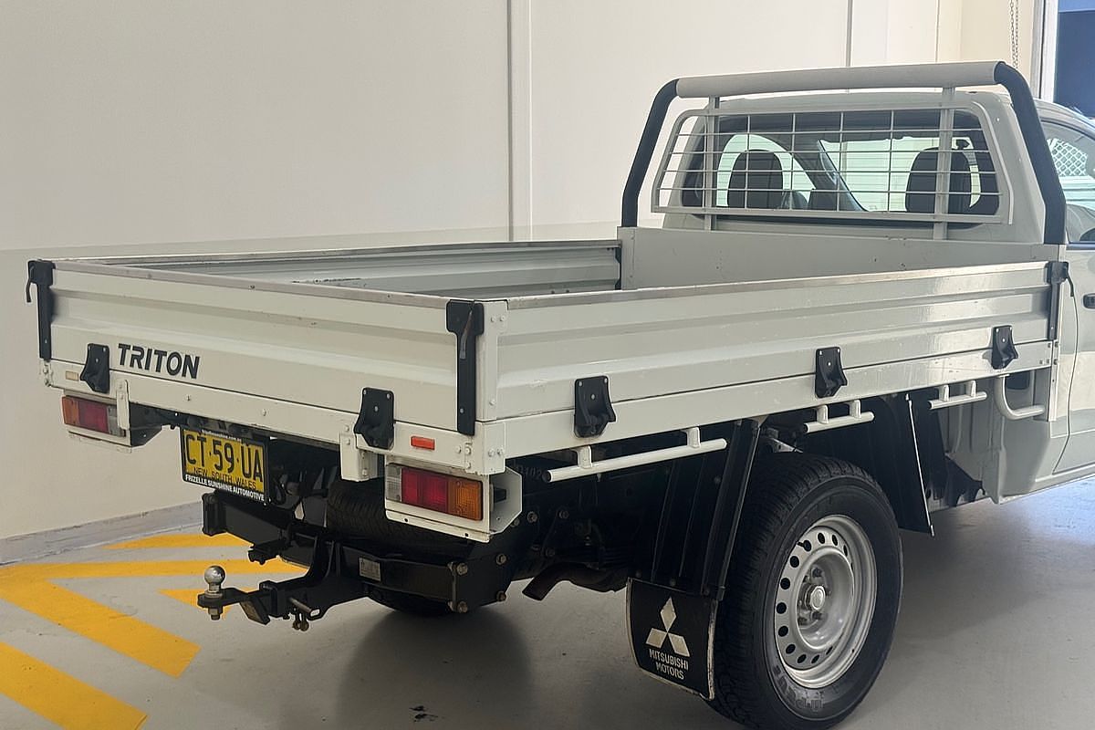 2018 Mitsubishi Triton GLX MR 4X4
