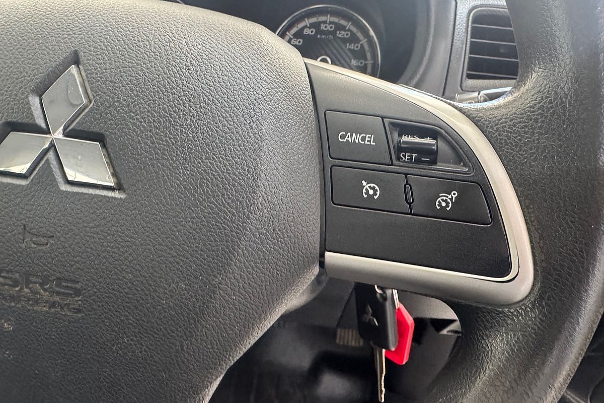 2018 Mitsubishi Triton GLX MR 4X4
