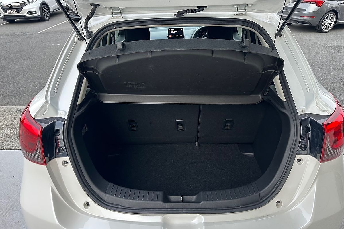 2018 Mazda 2 Maxx DJ Series
