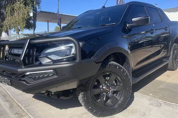 2024 Isuzu D-MAX X-TERRAIN  4X4
