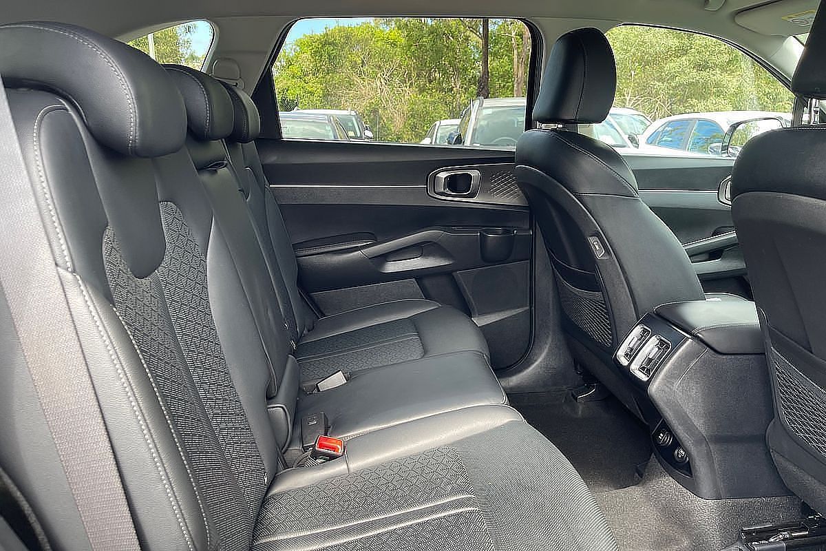 2023 Kia Sorento Sport+ MQ4