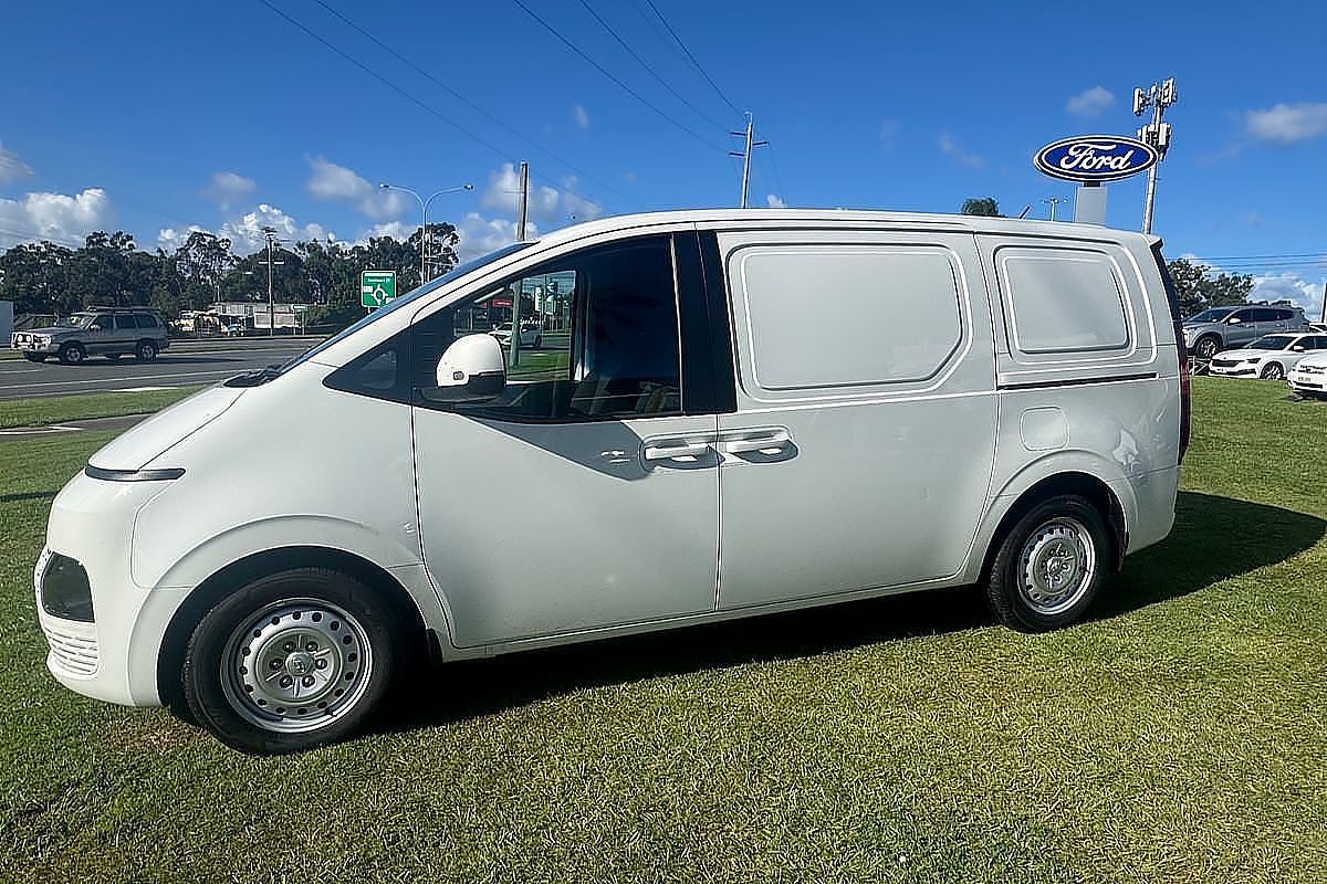 2023 Hyundai STARIA LOAD US4.V2