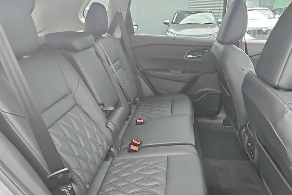2024 Nissan X-TRAIL Ti-L T33