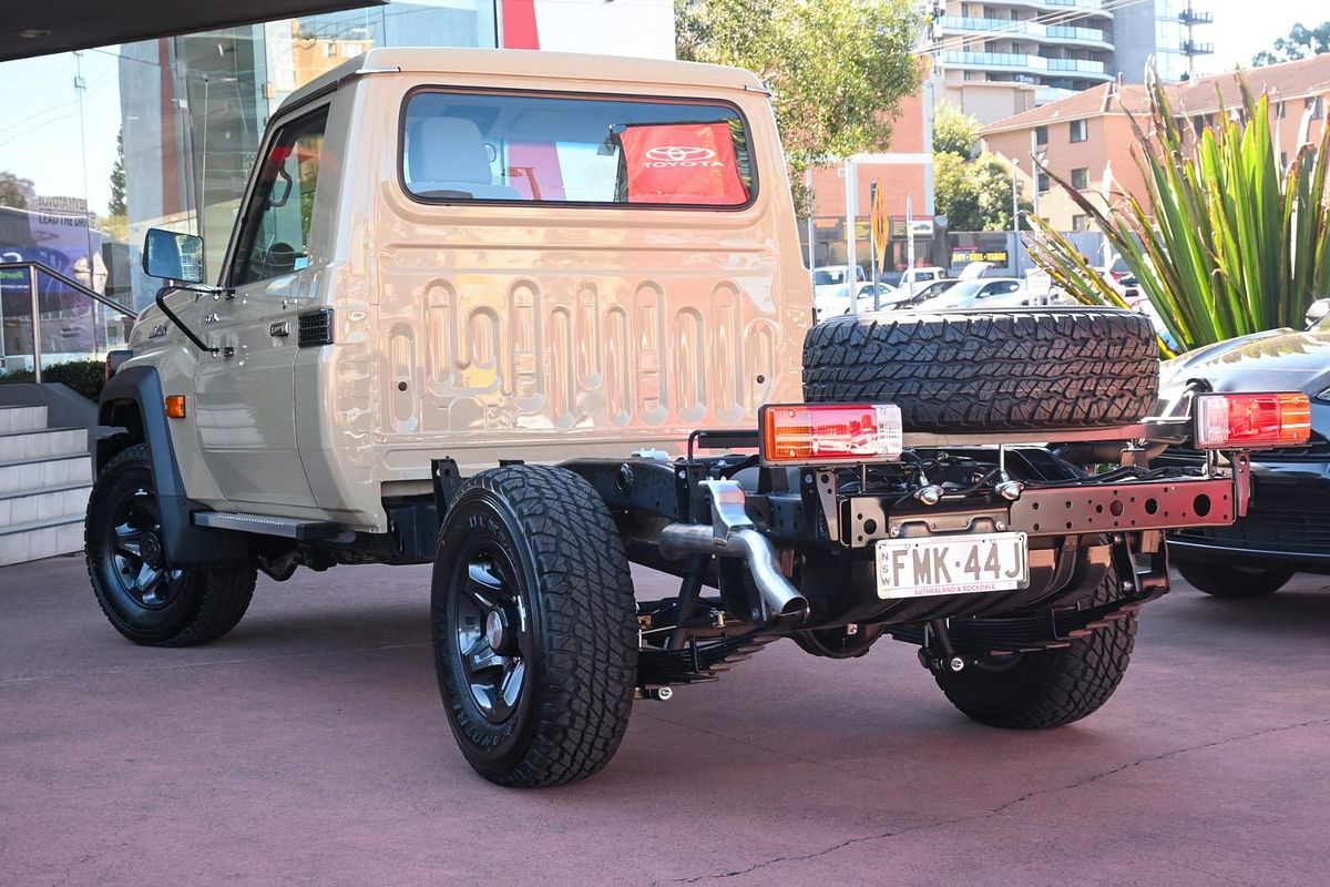 2025 Toyota Landcruiser GXL VDJL79R 4X4