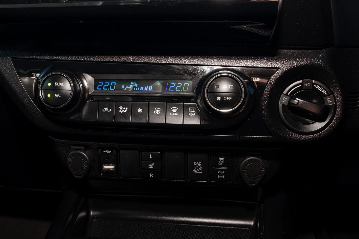 2023 Toyota Hilux Rogue GUN126R 4X4