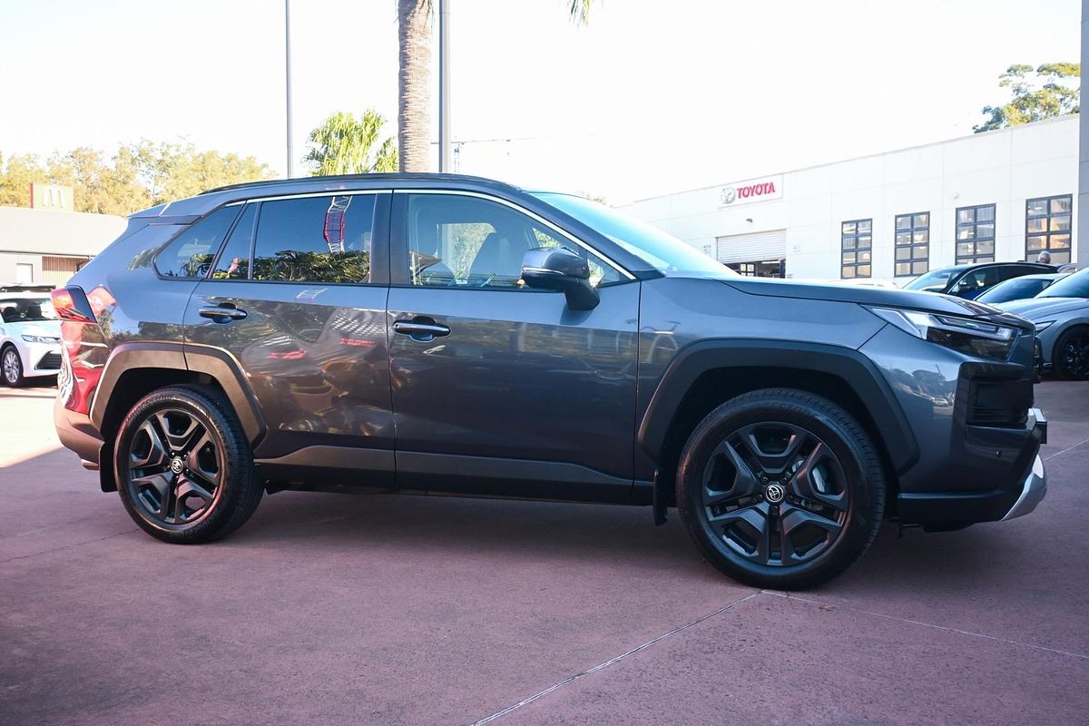 2024 Toyota RAV4 Edge AXAA54R