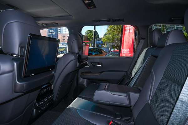 2023 Toyota Landcruiser Sahara FJA300R