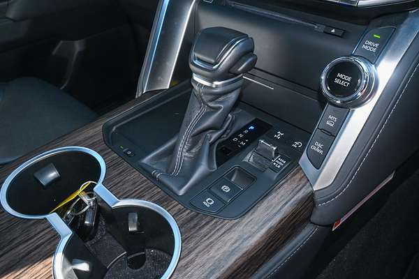 2023 Toyota Landcruiser Sahara FJA300R