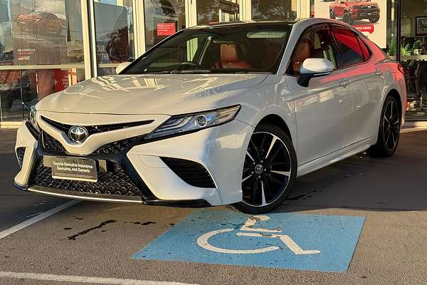 2018 Toyota Camry SX GSV70R