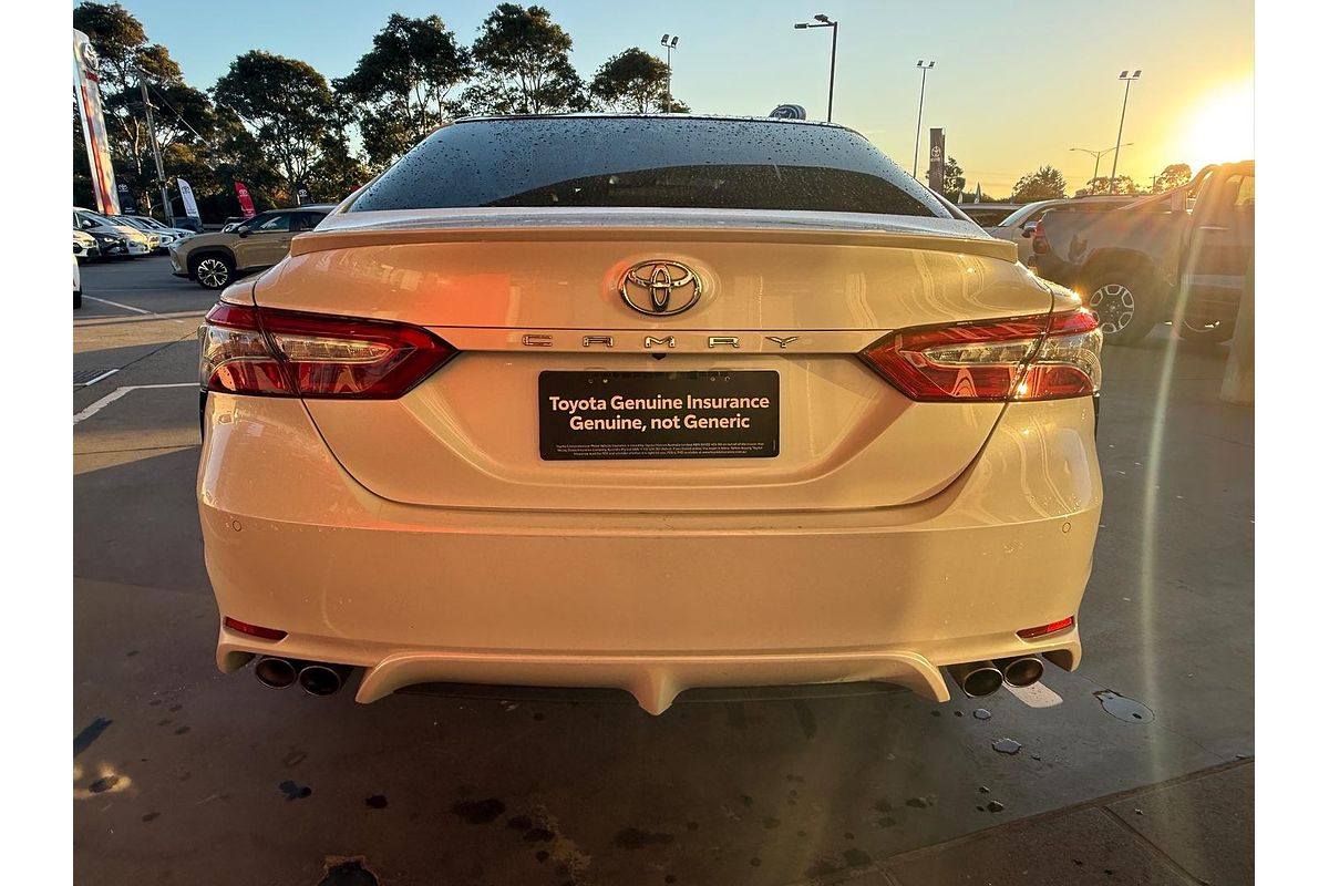2018 Toyota Camry SX GSV70R