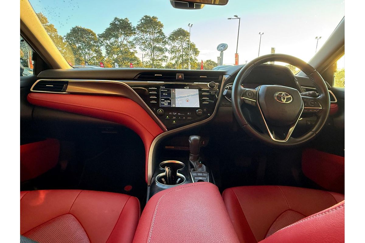 2018 Toyota Camry SX GSV70R