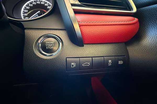 2018 Toyota Camry SX GSV70R