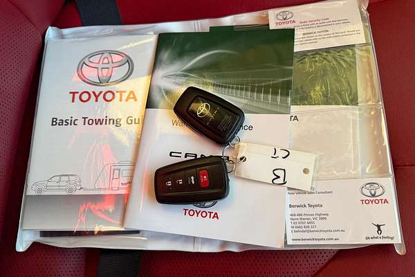2018 Toyota Camry SX GSV70R
