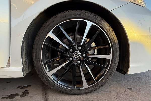 2018 Toyota Camry SX GSV70R