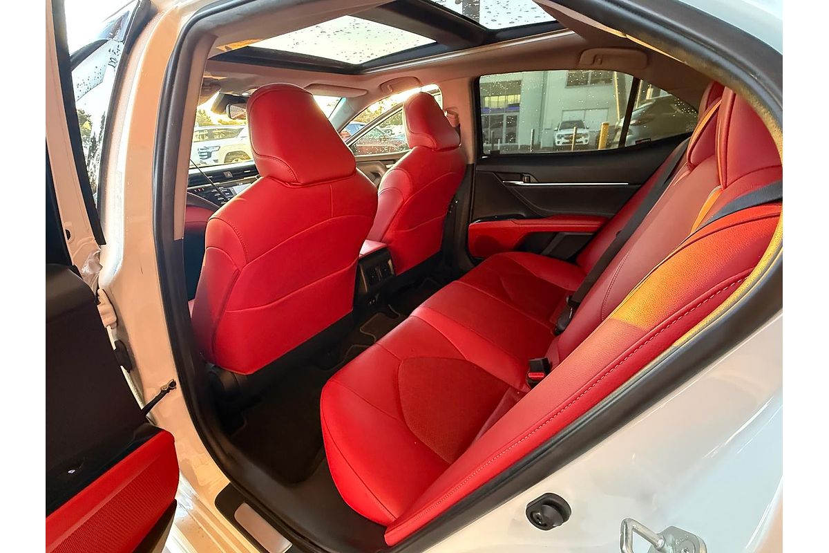 2018 Toyota Camry SX GSV70R