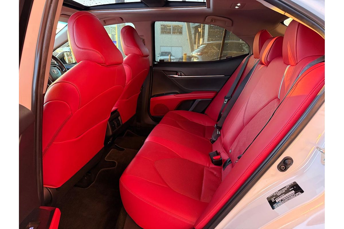 2018 Toyota Camry SX GSV70R