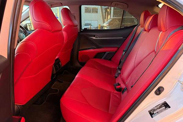 2018 Toyota Camry SX GSV70R