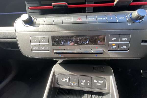 2025 Hyundai Kona Premium N Line SX2.V2
