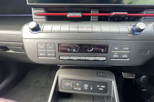 2025 Hyundai Kona Premium N Line SX2.V2