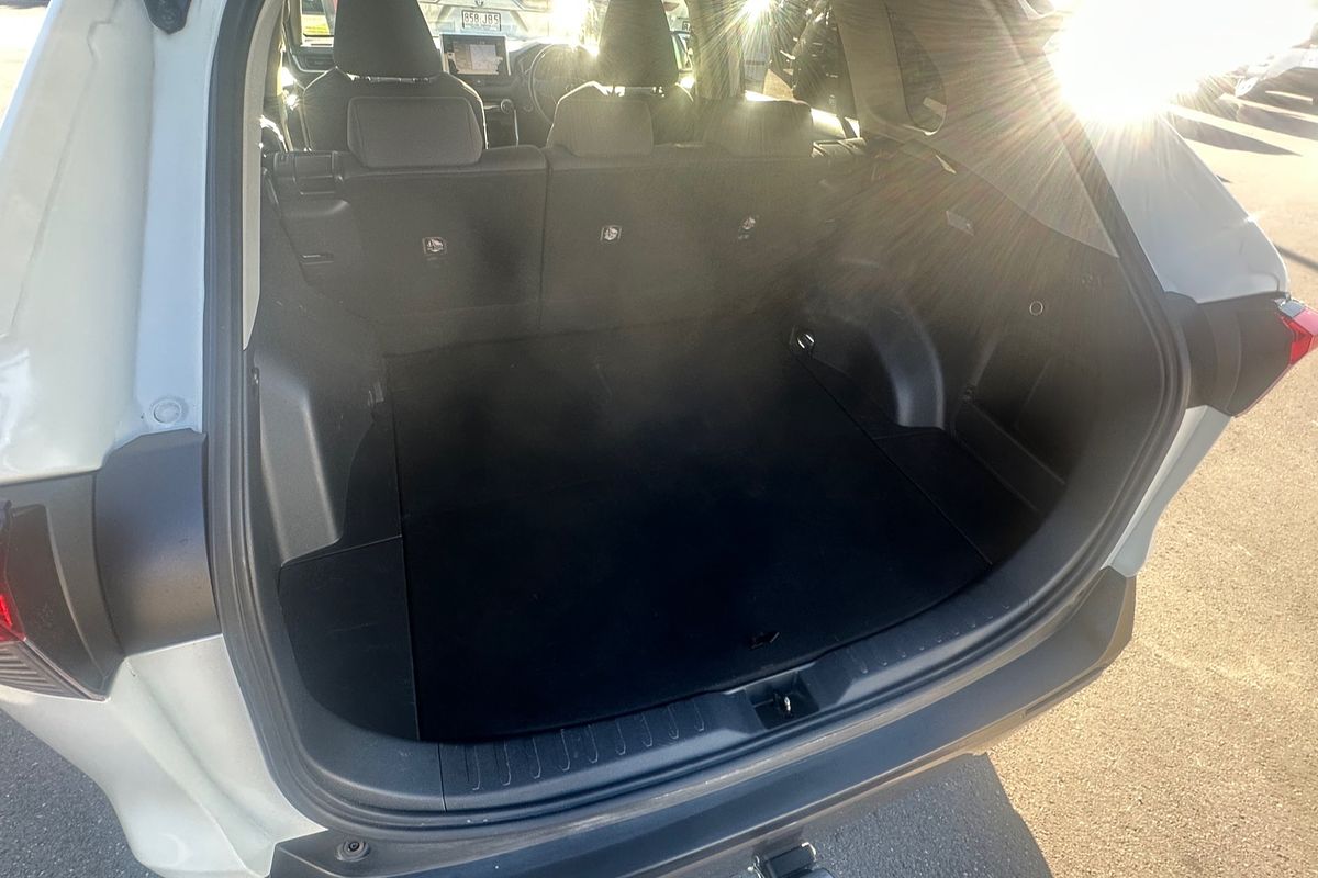 2021 Toyota RAV4 GXL AXAH52R