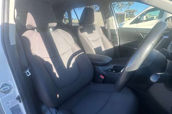 2021 Toyota RAV4 GXL AXAH52R