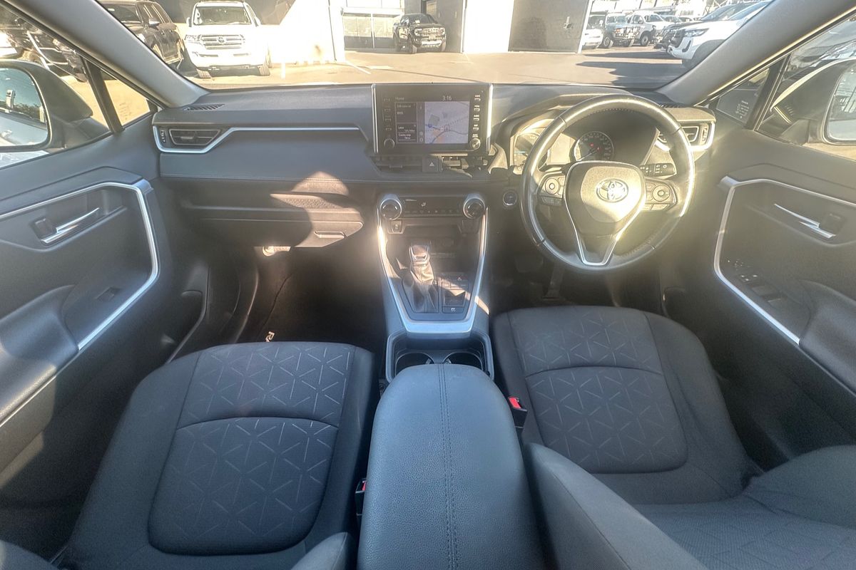 2021 Toyota RAV4 GXL AXAH52R